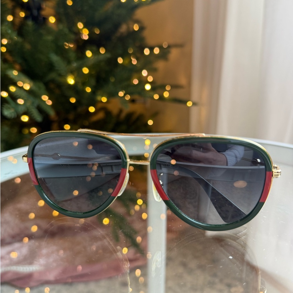 Gucci Aviator Sunglasses with Signature Web Stripe & Gold Frame - Picture 2 of 8